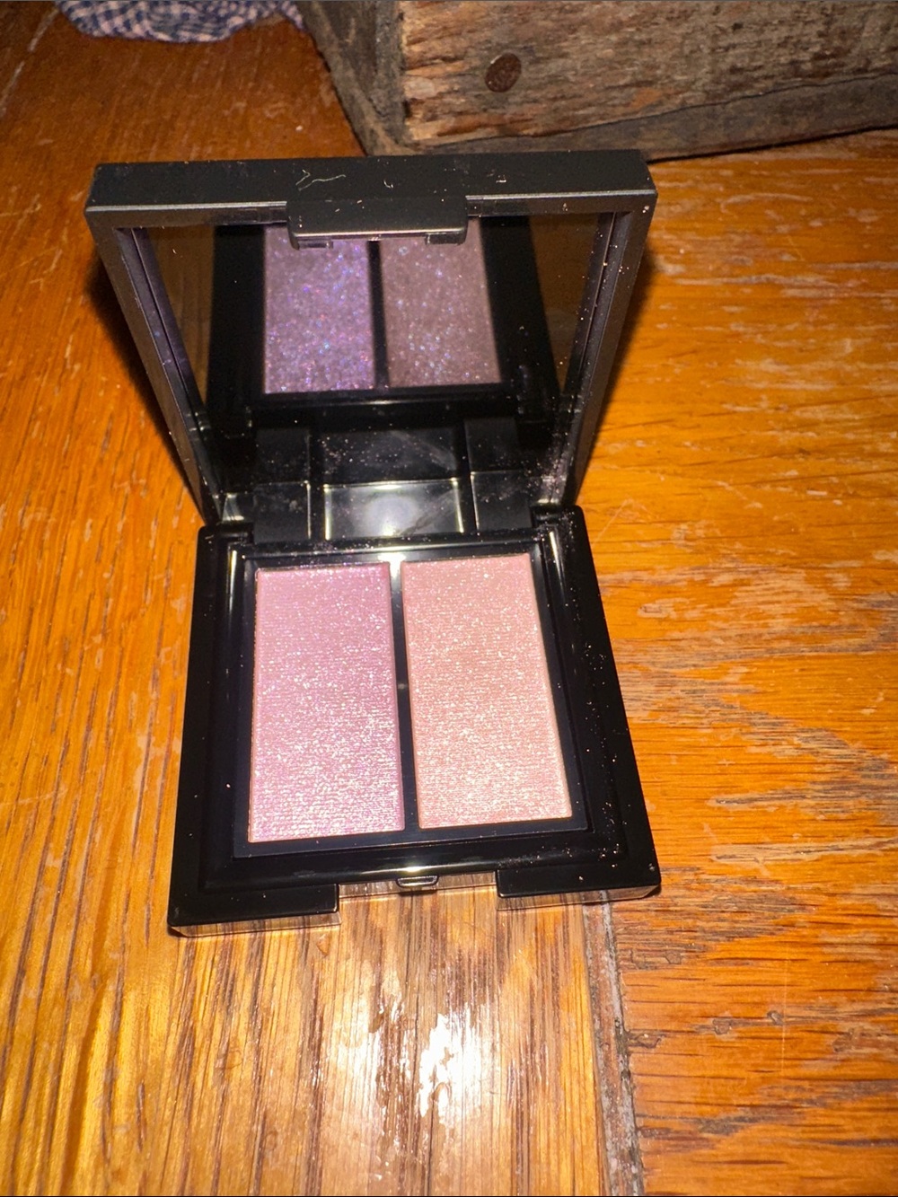 Shimmery Dual Eyeshadow Duo - Pink & Mauve